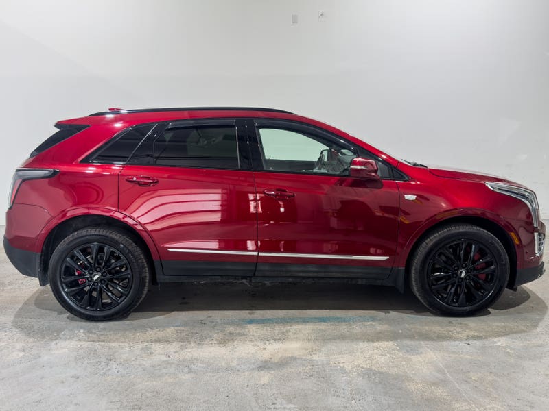 Vehicle photo 3
