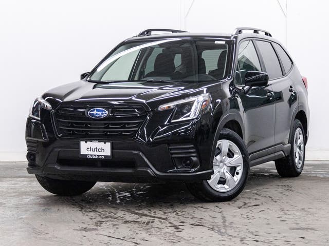 Subaru Forester Base