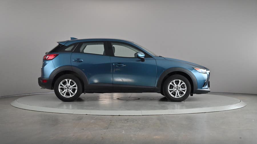 Vehicle photo 4