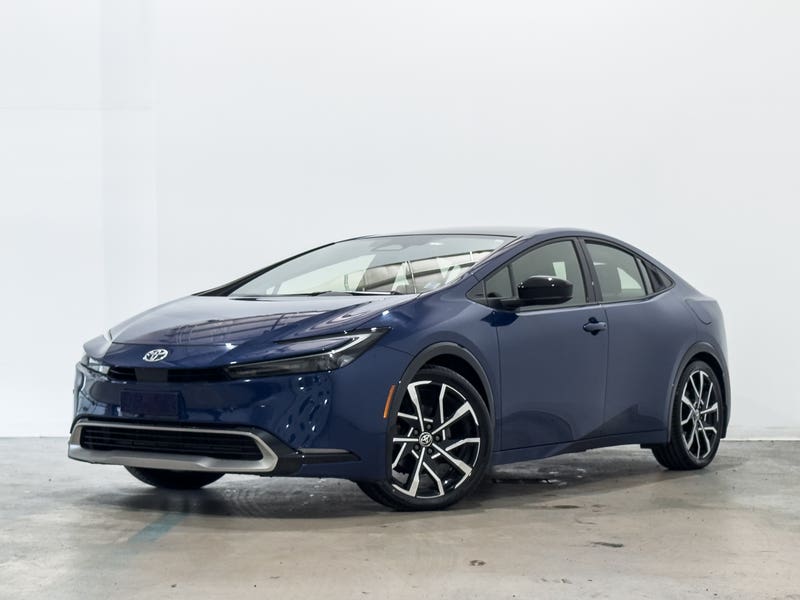 Vehicle photo 1