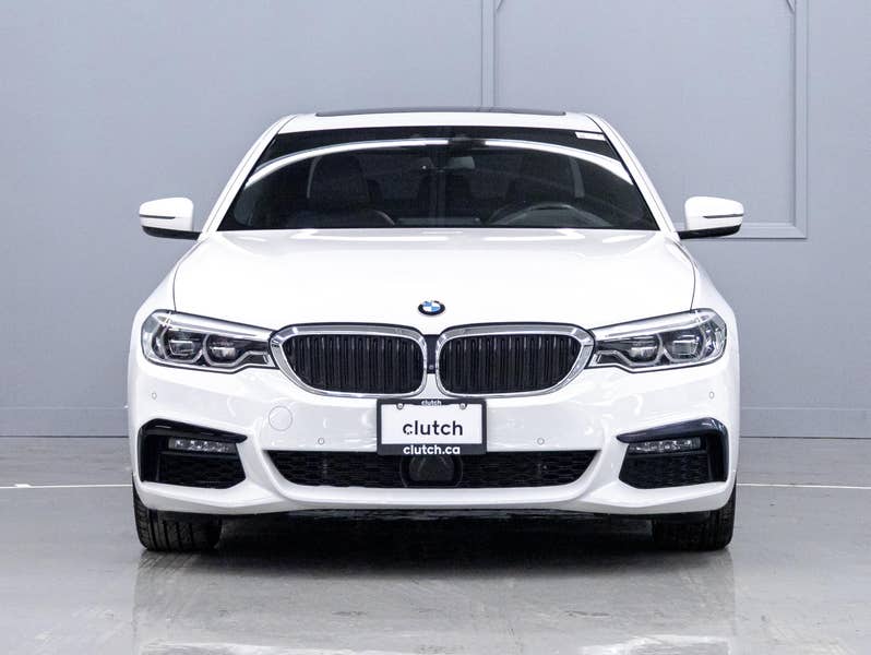 Vehicle photo 2