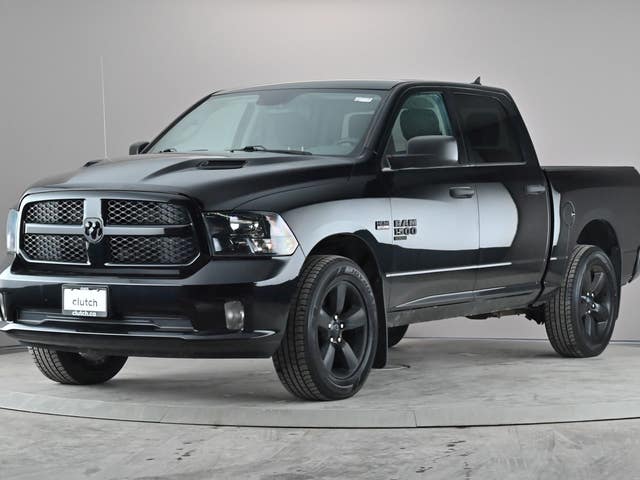 Ram 1500 Classic Express Night Crew Cab 4X4