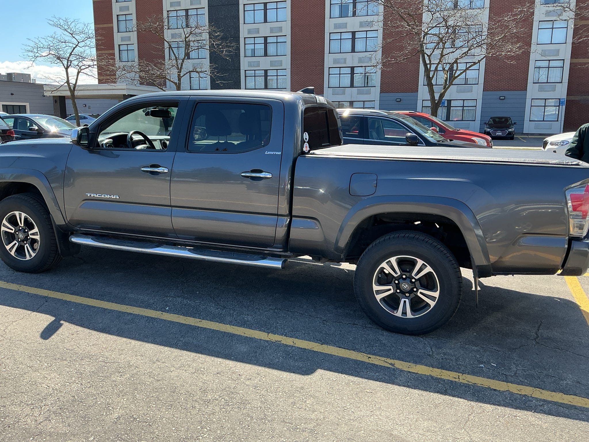 2017 Toyota Tacoma Limited V6 Double Cab LB 4WD