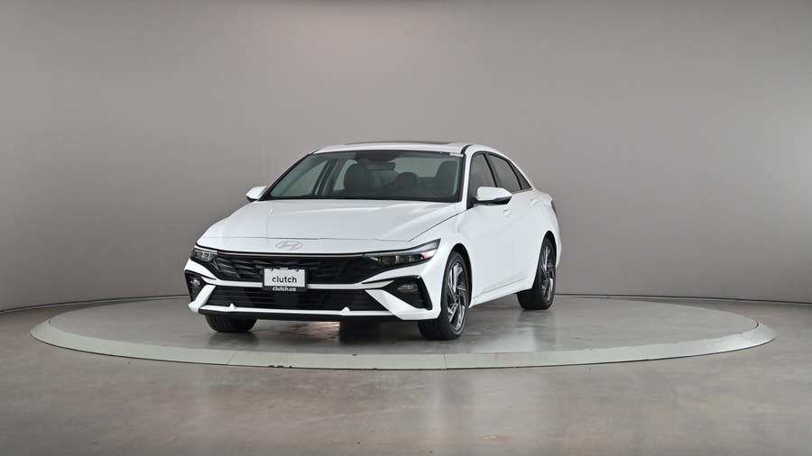 Vehicle photo 2