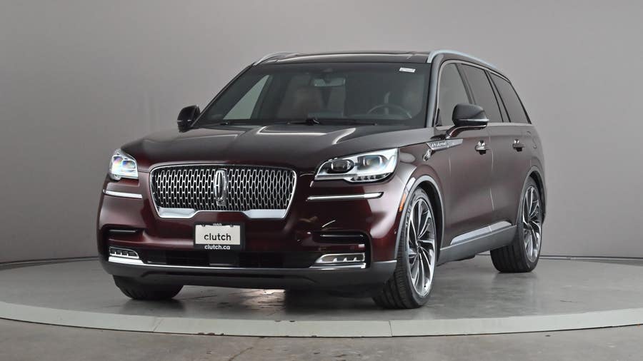 Vehicle photo 1
