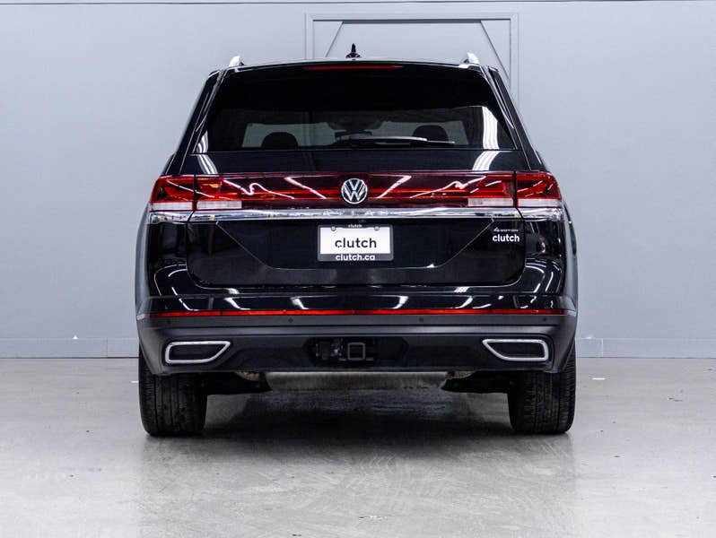 Vehicle photo 4
