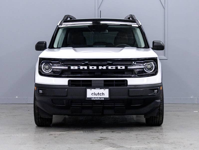 Vehicle photo 2