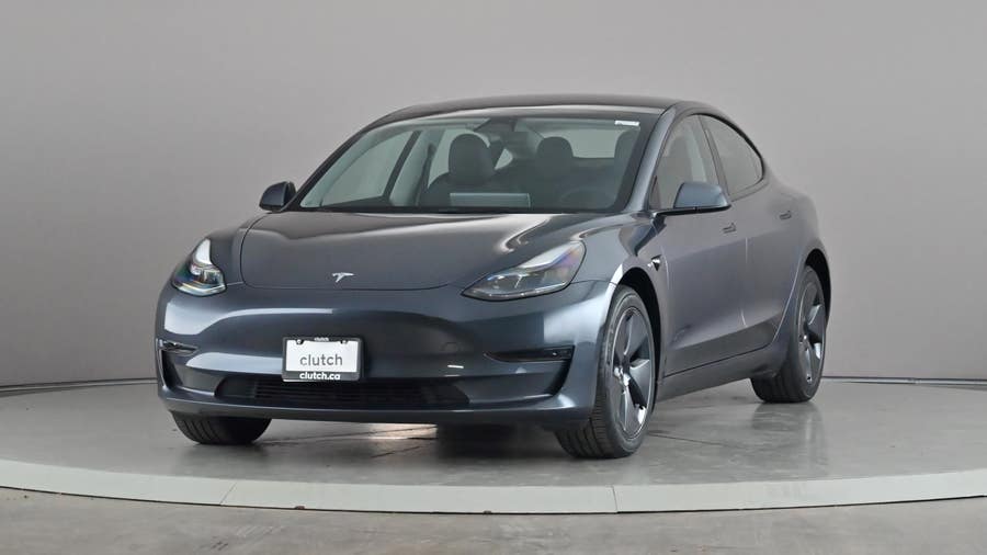 Vehicle photo 1