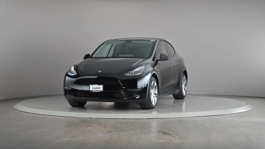 Vehicle photo 2