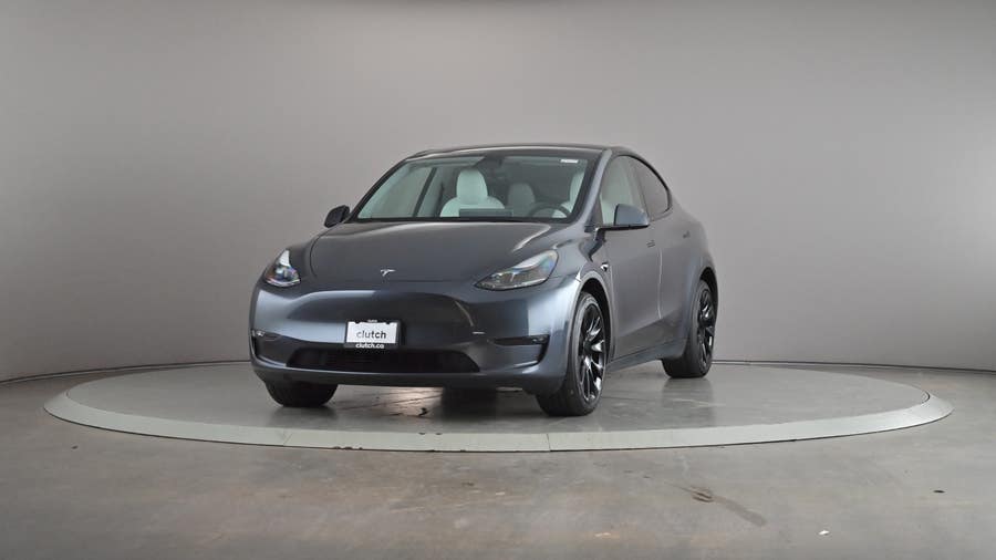 Vehicle photo 2