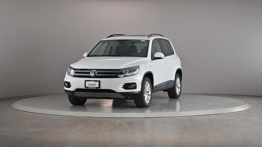 Vehicle photo 2