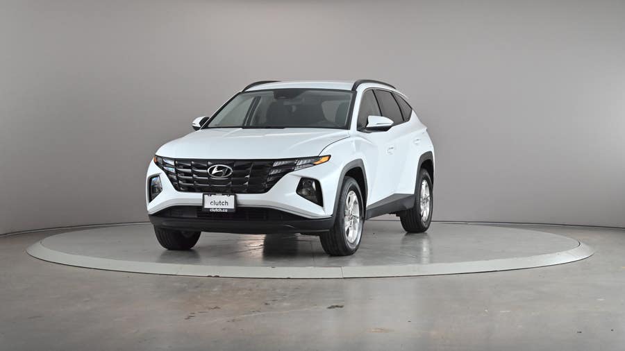 Vehicle photo 2