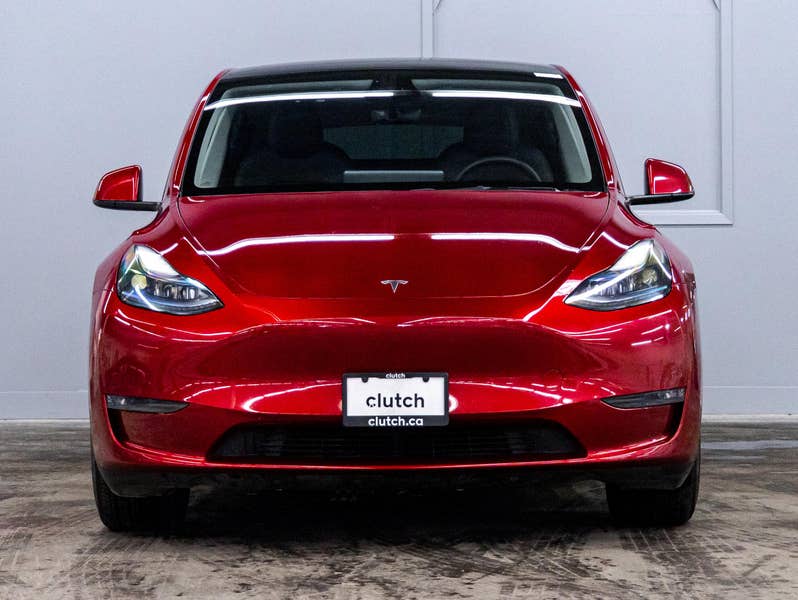Vehicle photo 2