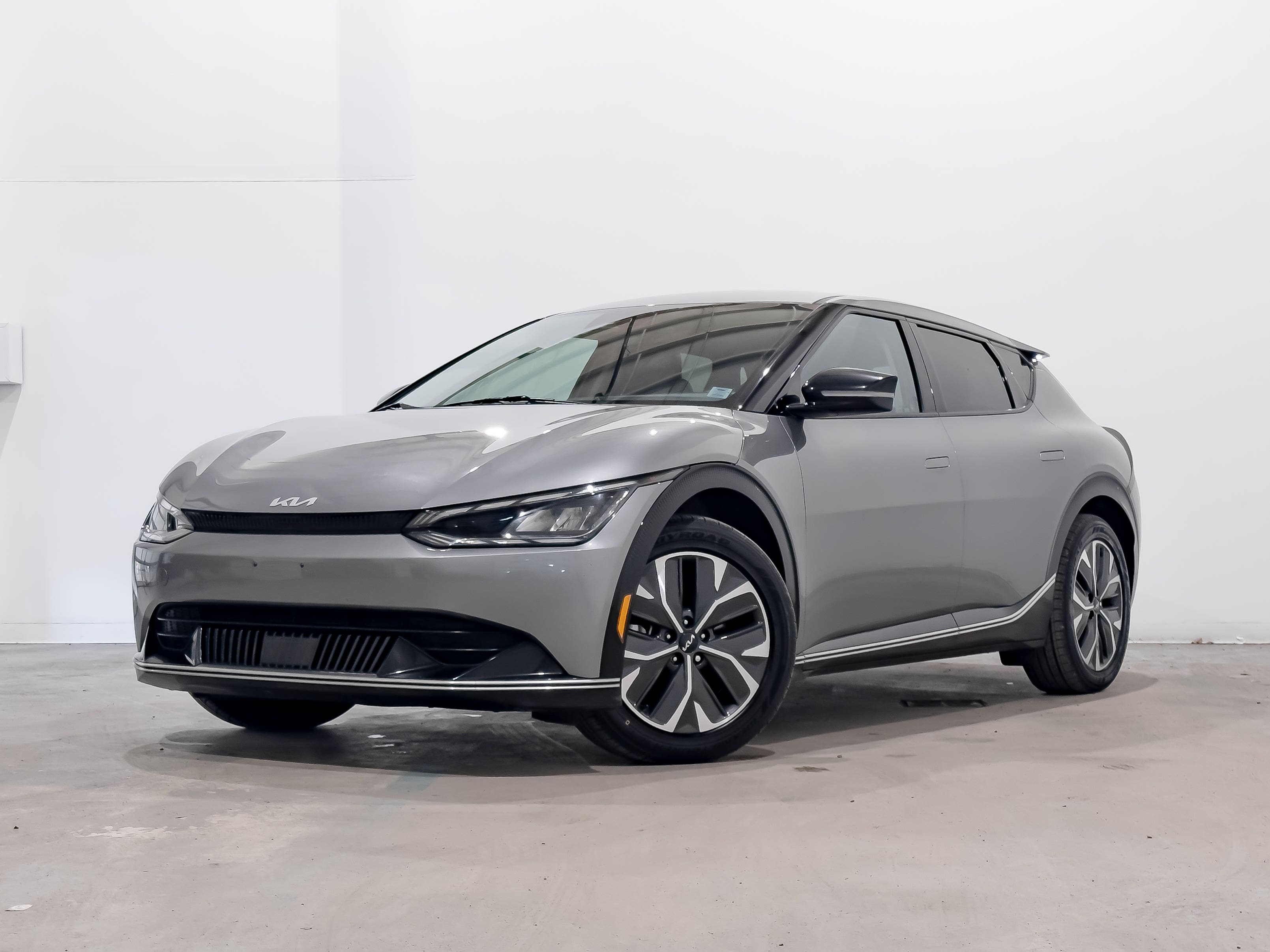 Kia EV6 2024 VUS Gris Propulsion Automatique