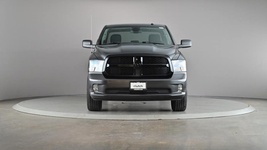 Vehicle photo 3