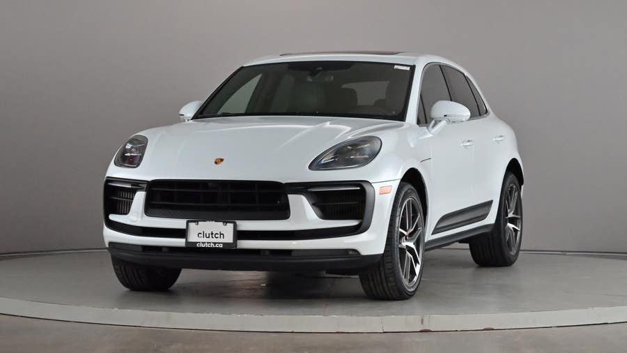 Vehicle photo 1