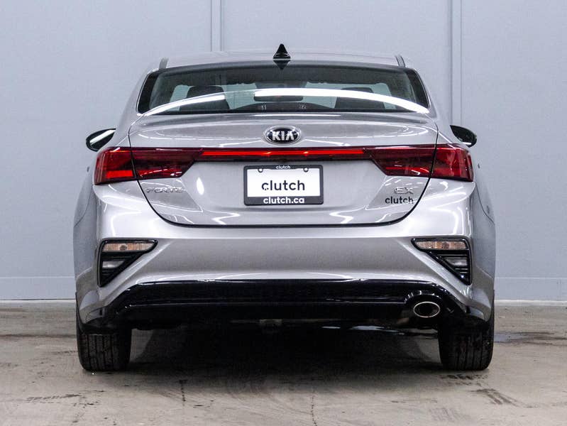 Vehicle photo 4