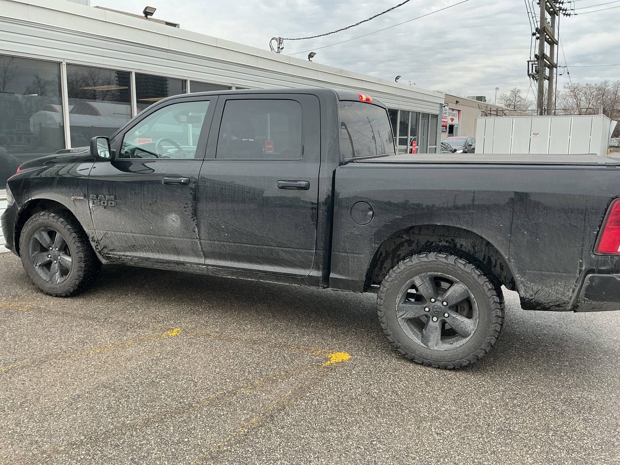 2022 RAM 1500 Classic Express Crew Cab 4WD