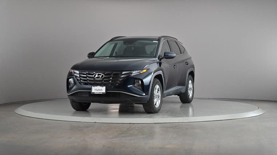 Vehicle photo 2