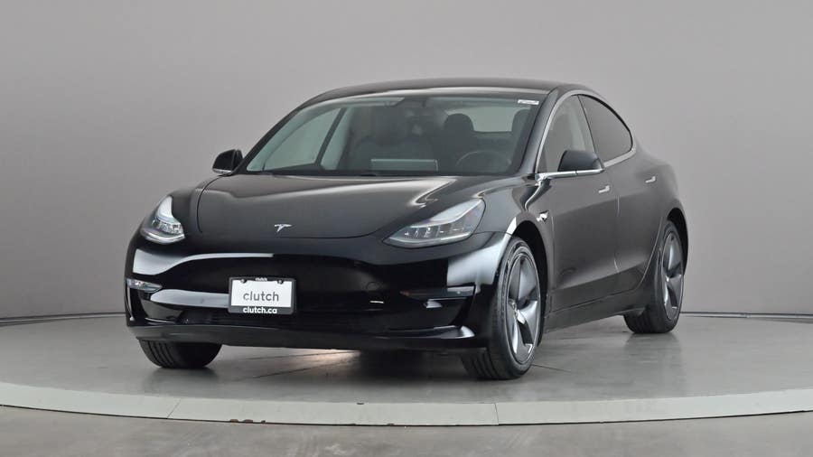 Vehicle photo 1