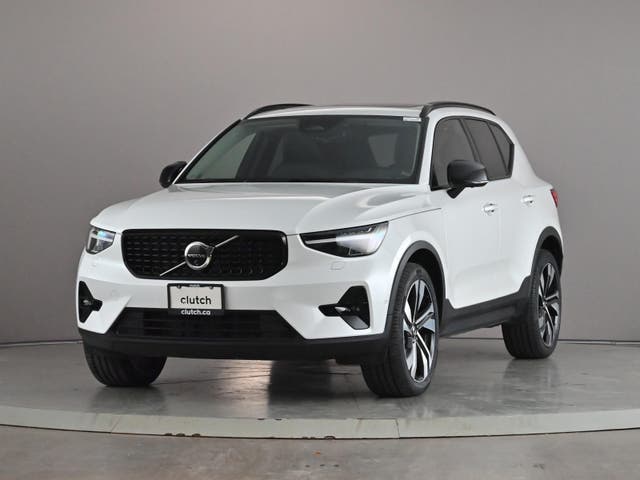 2024 Volvo XC40