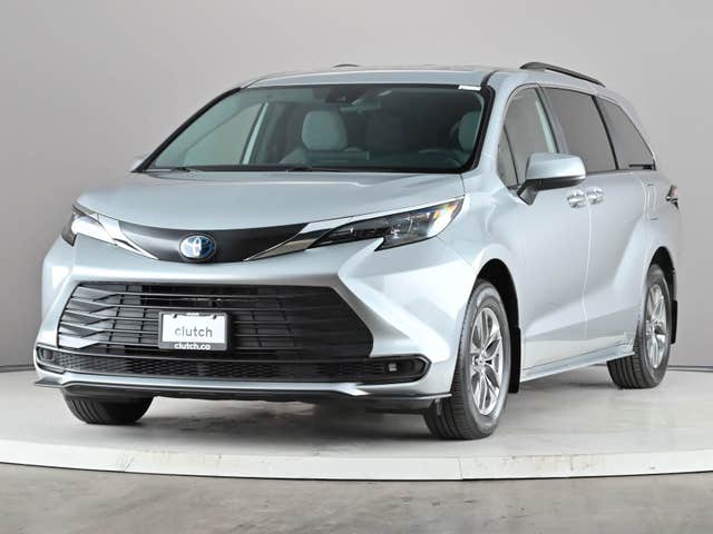 Toyota Sienna LE AWD