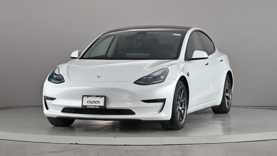 Vehicle photo 1