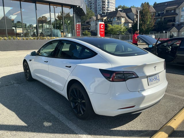 Tesla Model 3 RWD