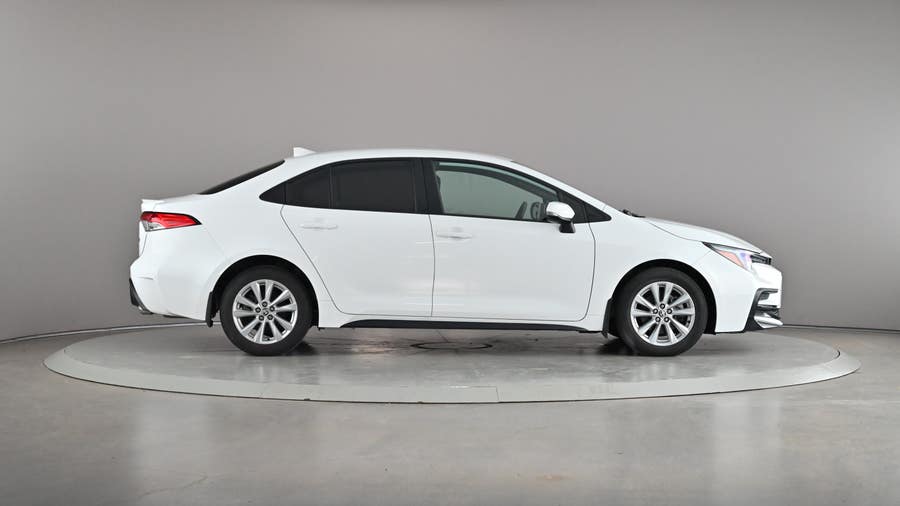 Vehicle photo 4