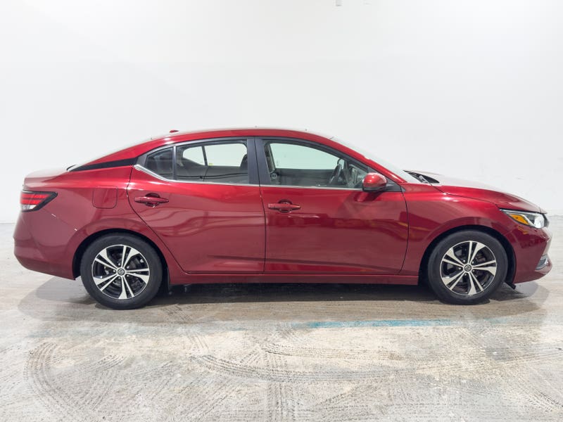 Vehicle photo 3