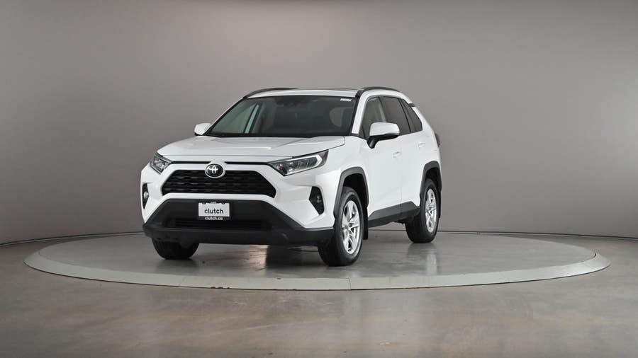 Vehicle photo 2