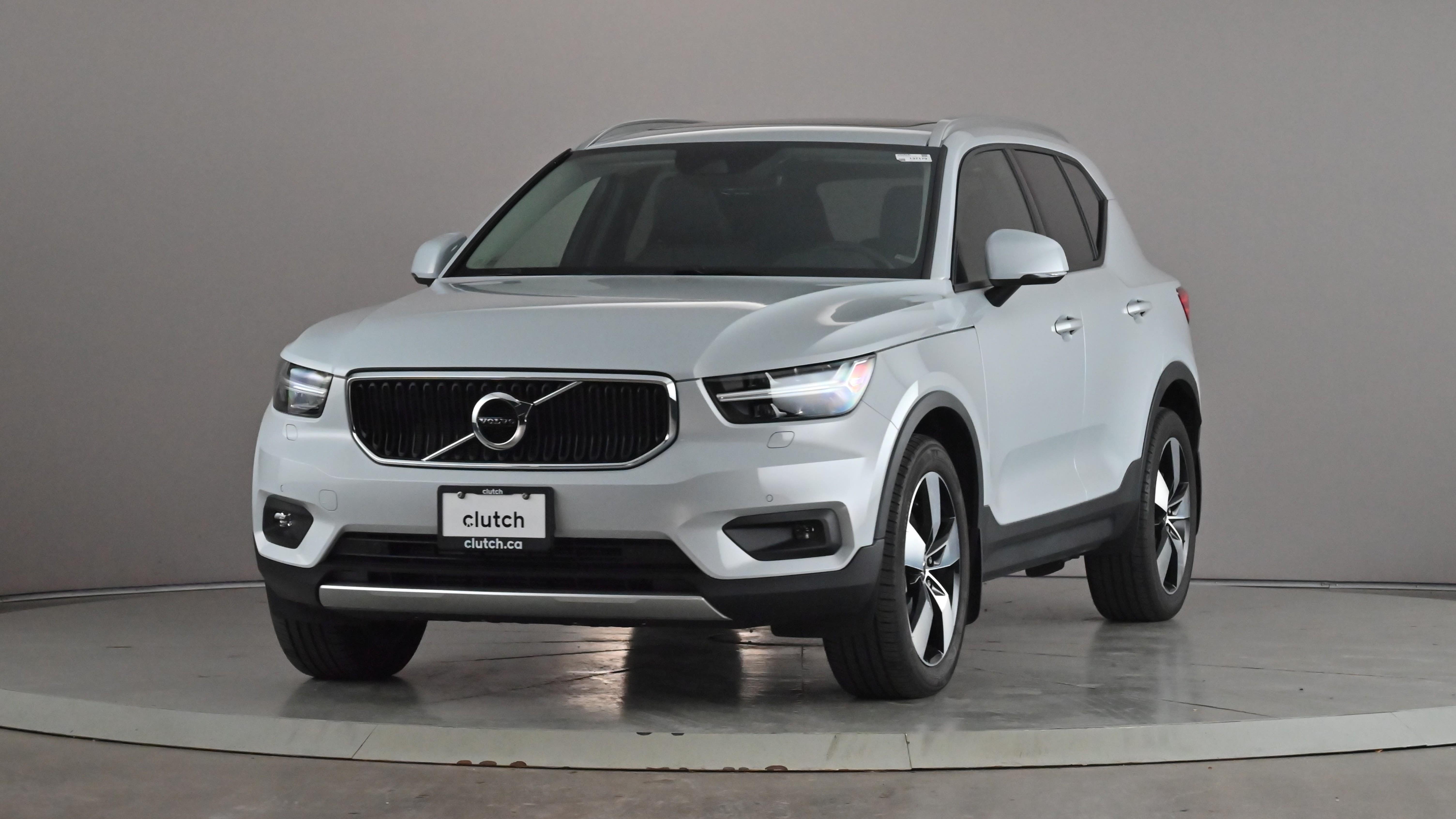 2022 Volvo XC40