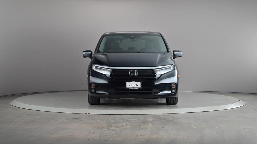 Vehicle photo 3