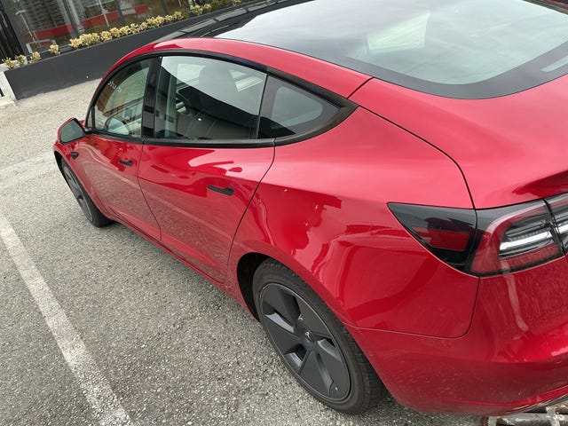 Tesla Model 3 RWD