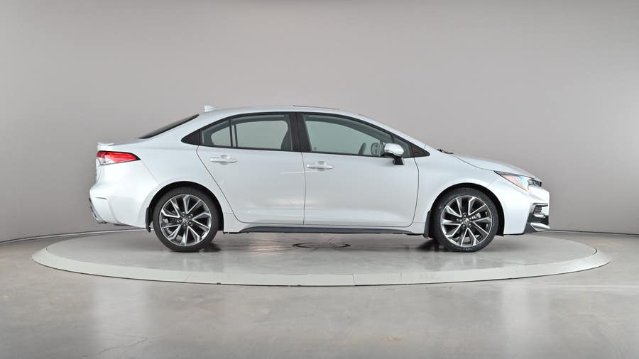 Vehicle photo 4