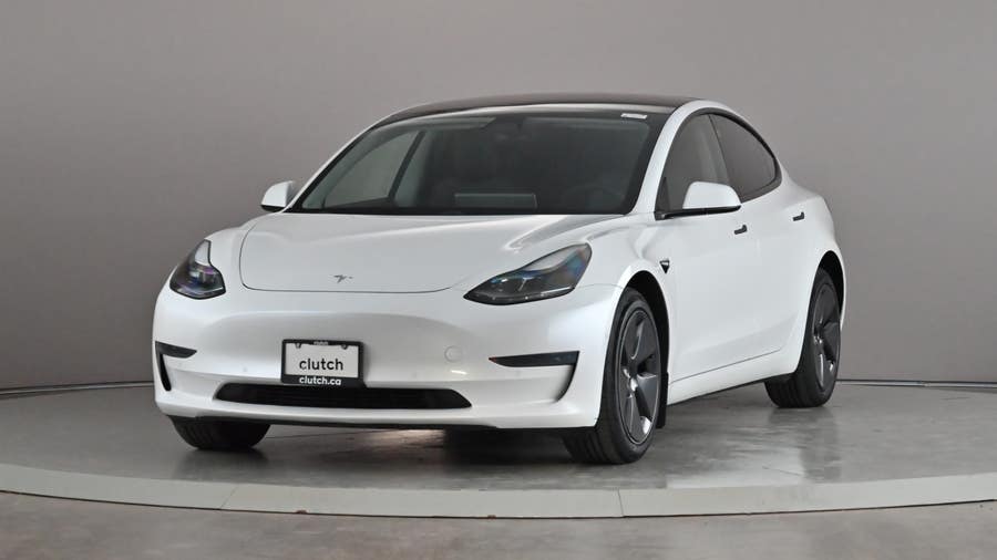 Vehicle photo 1