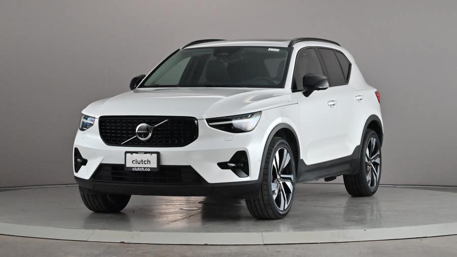 Vehicle photo 1