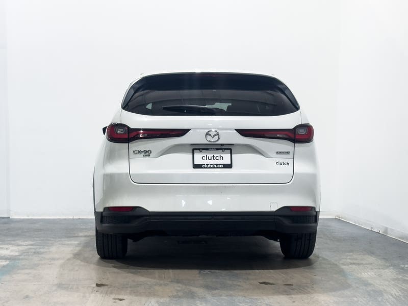 Vehicle photo 4