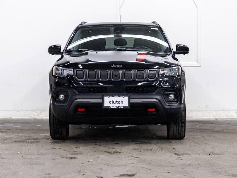 Vehicle photo 2