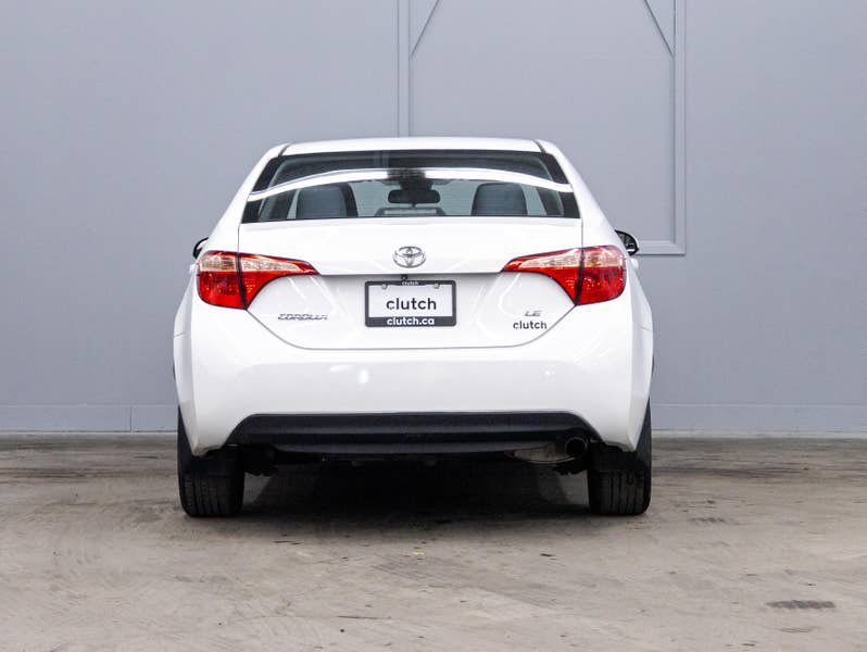 Vehicle photo 4