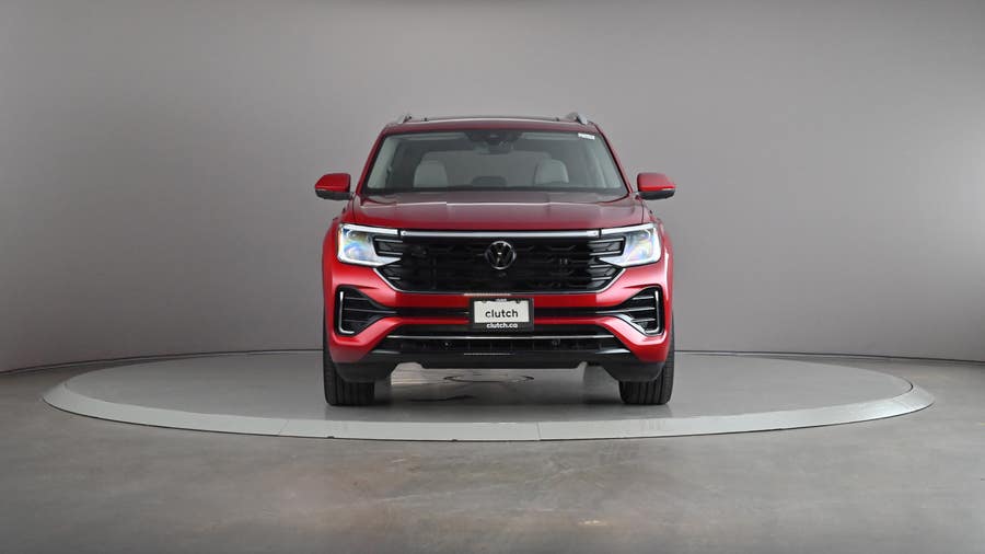 Vehicle photo 3
