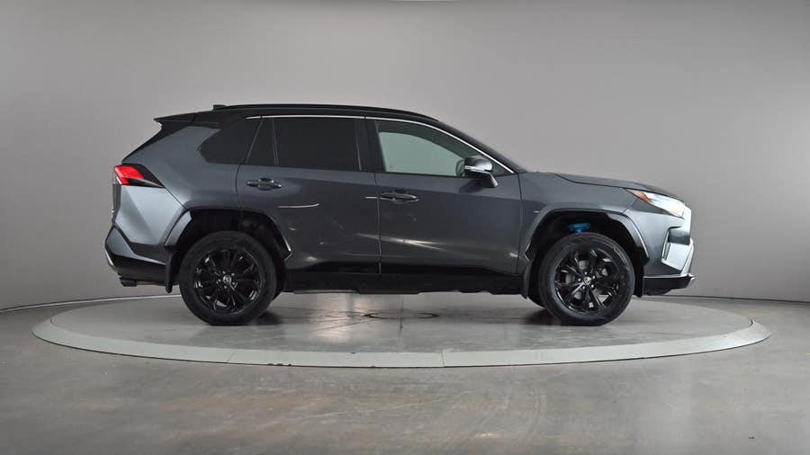 Vehicle photo 4