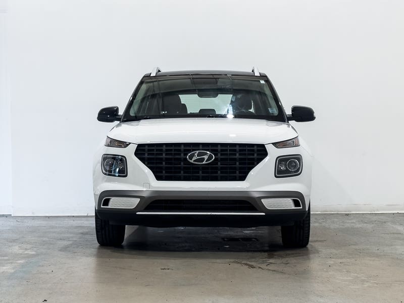 Vehicle photo 2