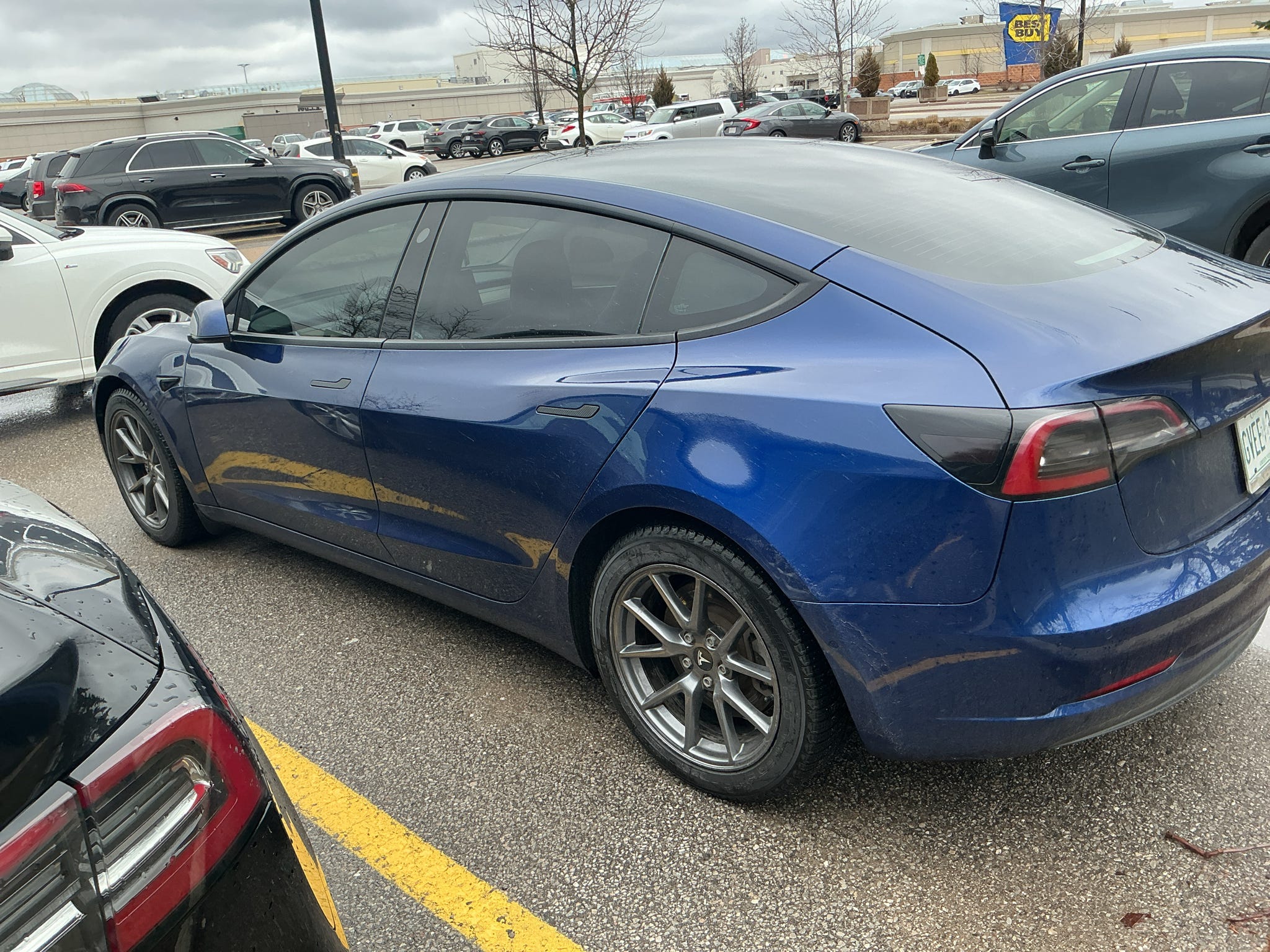 2022 Tesla Model 3 Long Range AWD