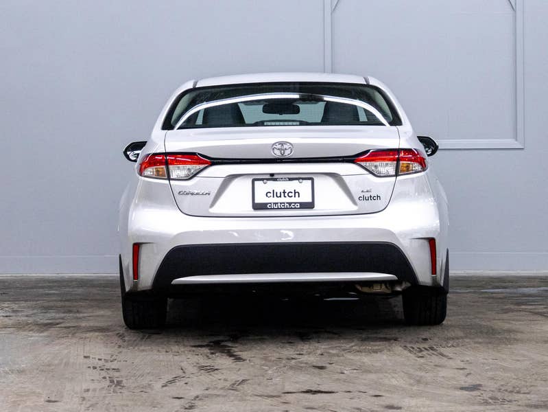 Vehicle photo 4