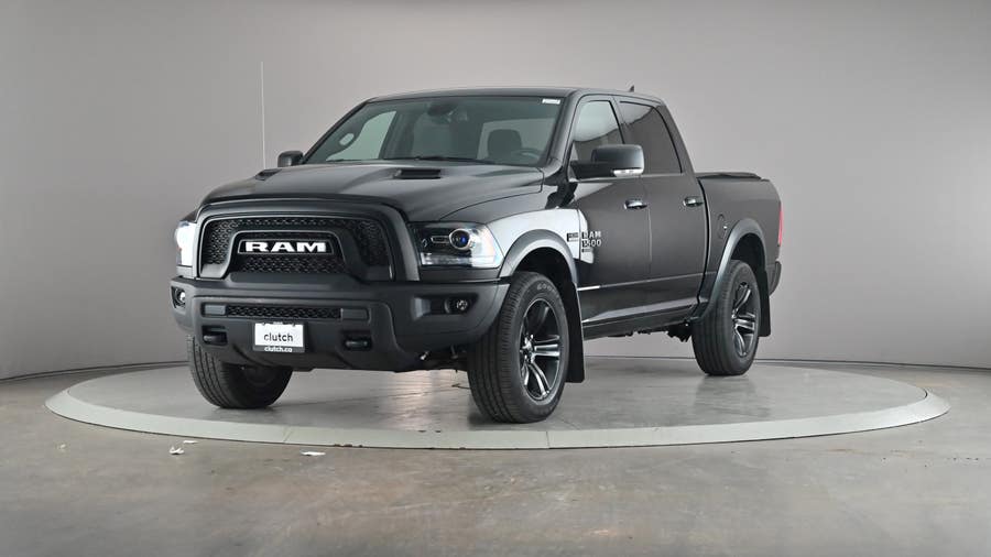Vehicle photo 2