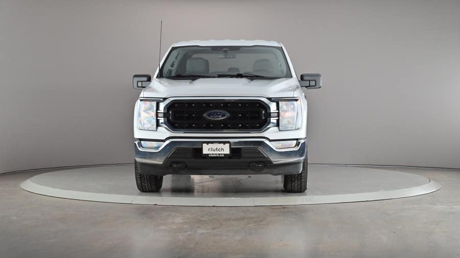 Vehicle photo 3