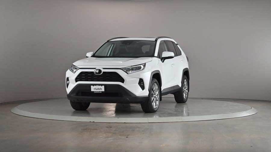 Vehicle photo 2