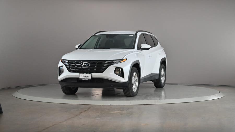 Vehicle photo 2