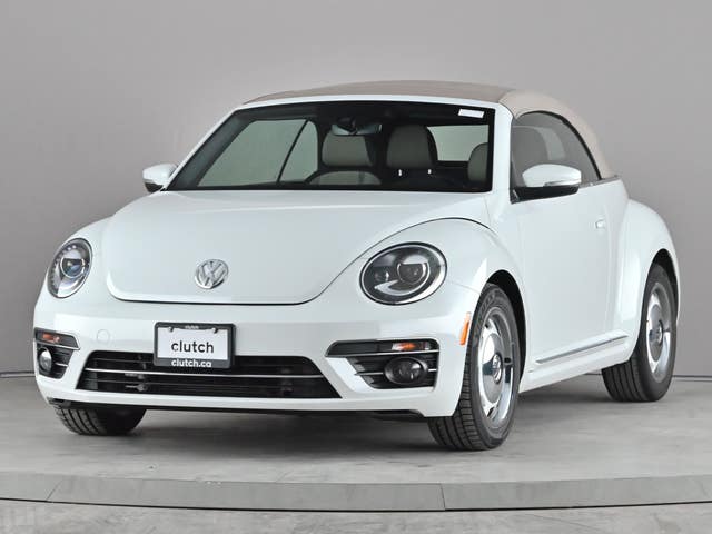 Volkswagen Beetle Coast Convertible w/ Style Pkg.